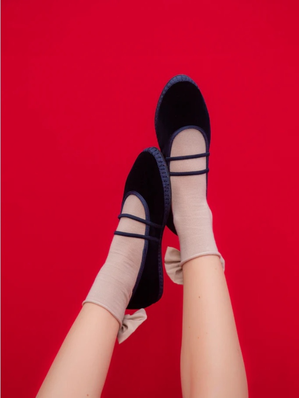NIB Flabelus Laurance Velvet Mary Jane Flats in Navy
